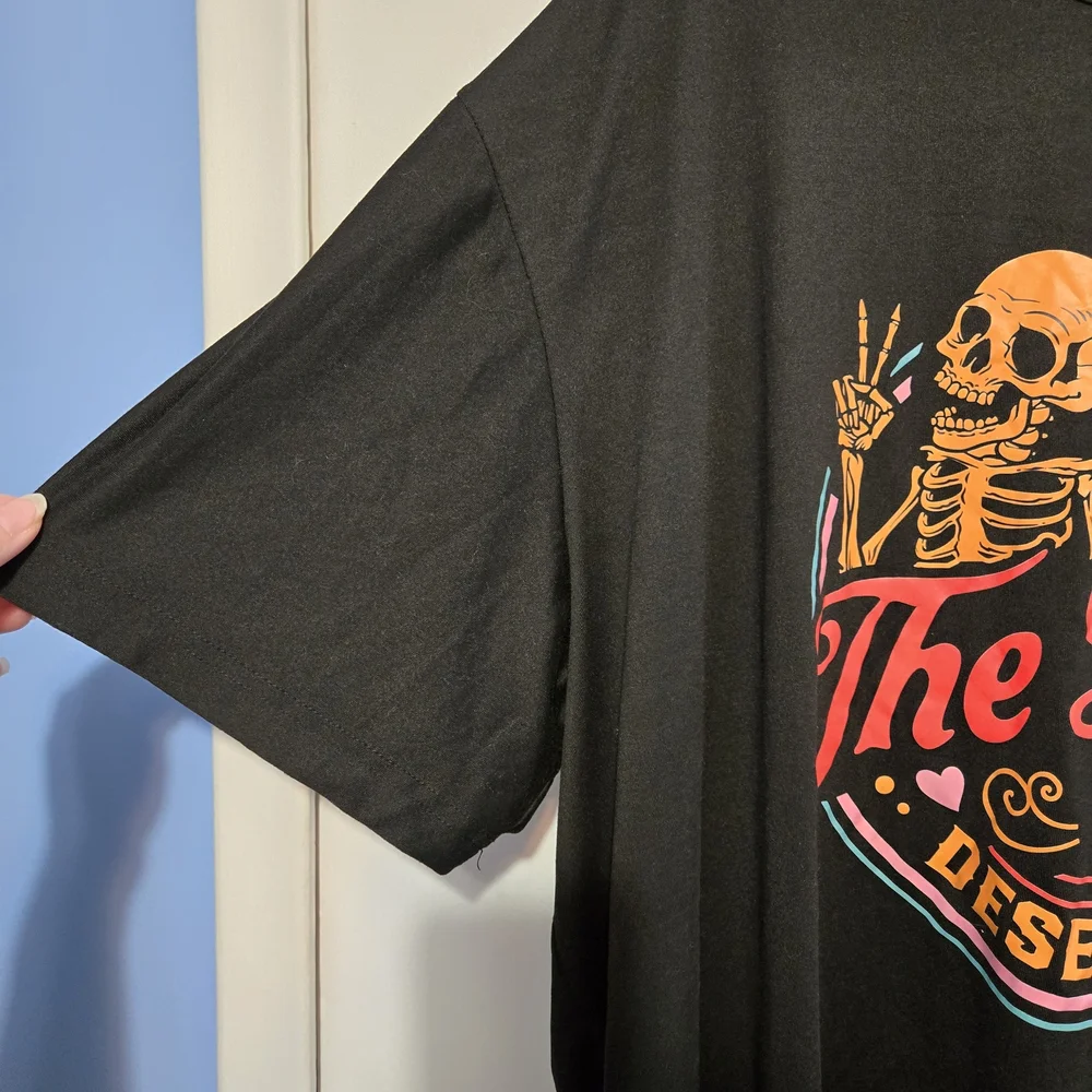 Black Graphic Tee with Skeleton Design - Picture 4 of 5